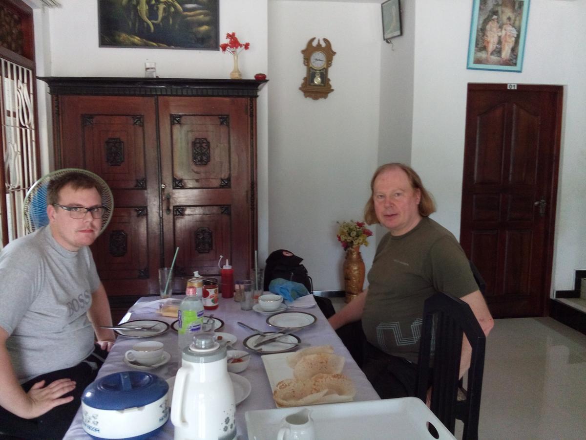 טיסמהרמה Hotel Whitehouse מראה חיצוני תמונה