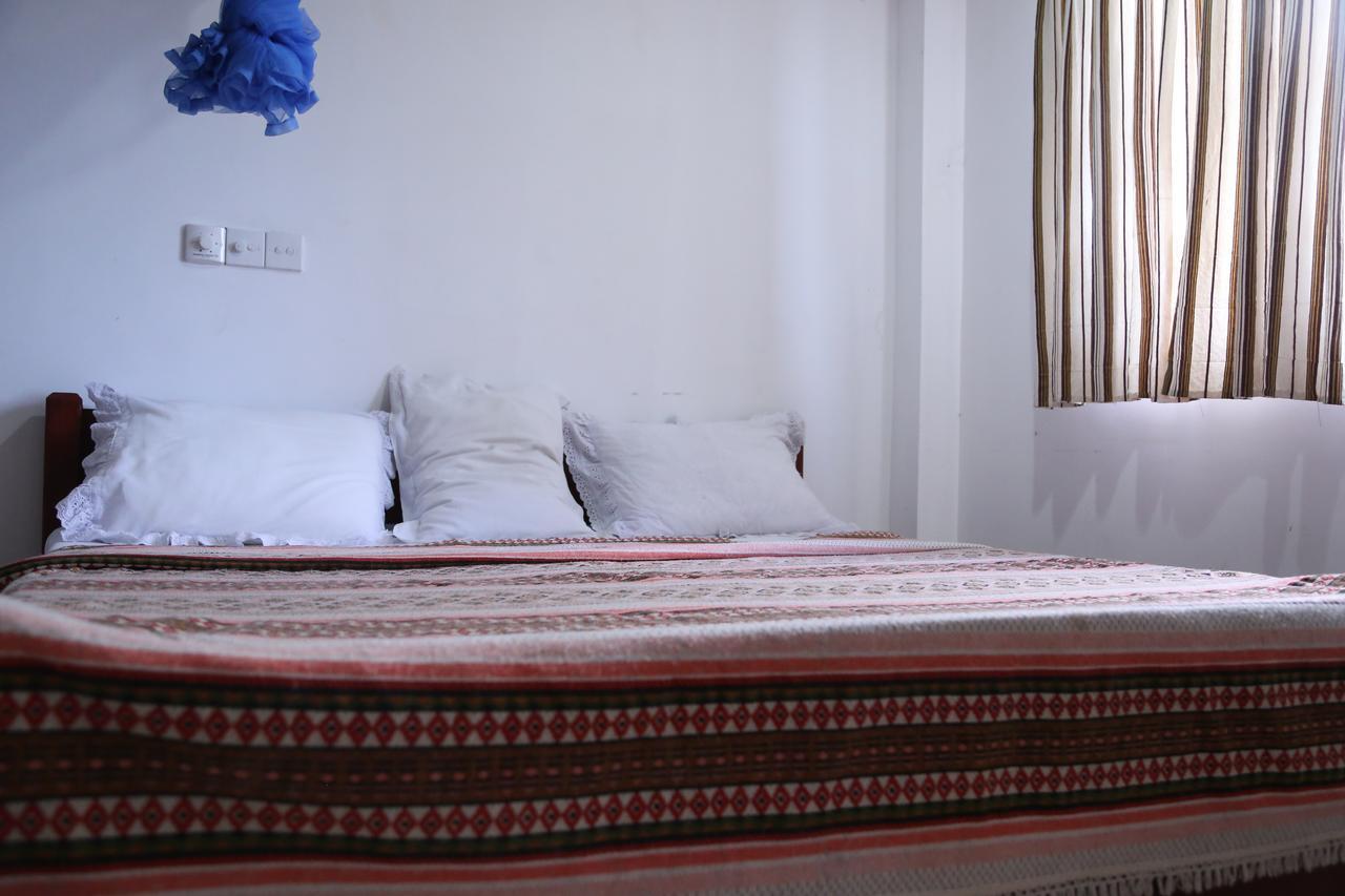 טיסמהרמה Hotel Whitehouse מראה חיצוני תמונה
